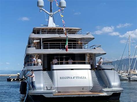 Megayacht Regina d'Italia di Dolce & Gabbana .